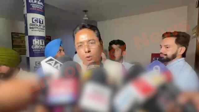 Jalandhar News: पार्टी छोड़कर जाने पर अमन अरोड़ा का आया बड़ा बयान, मजीठिया और बाजवा पर साधे निशाने, देखें वीडियो