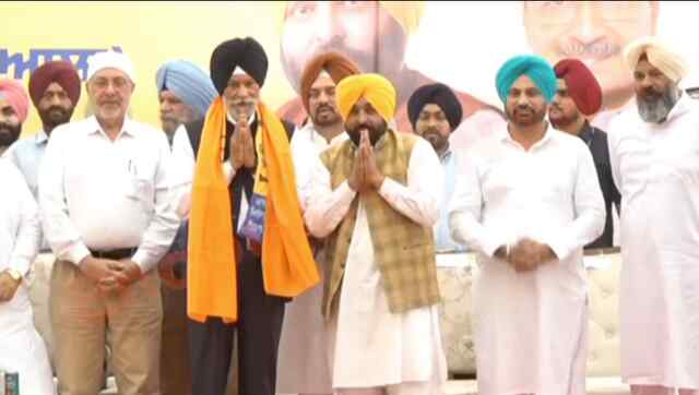 Punjab News: विपक्ष को झटका, पूर्व मंत्री सुरजीत रखड़ा आप पार्टी में हुए शामिल, देखें Live