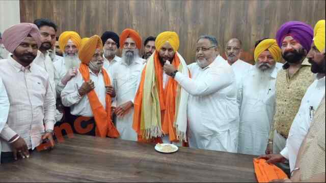 Punjab News: AAP के सरबजीत बल ने चेयरमैन का पद संभाला, विकास को पहल देने का रखा लक्ष्य, देखें वीडियो