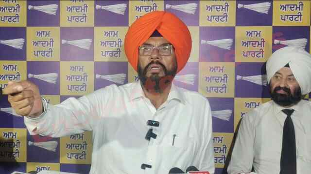 Punjab News: Petrol-Diesel की कीमतों पर धालीवाल ने BJP पर साधा निशाना, महंगाई के लिए ठहराया जिम्मेदार, देखें Live