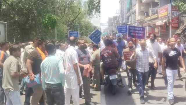 Jalandhar News: लोकल मिलिट्री अथॉरिटी के खिलाफ लोगों का प्रदर्शन, किया बाजार बंद, देखें वीडियो