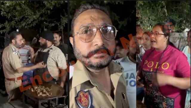 Jalandhar News: पुलिस कर्मी पर रेहड़ी को टक्कर मारने को लेकर मेन चौक पर भारी हंगामा, देखें वीडियो