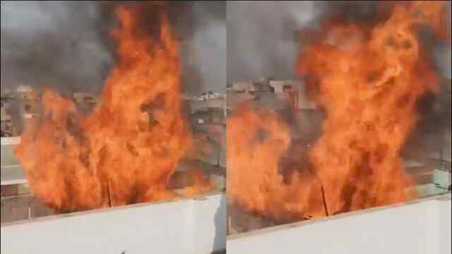 इलाके में छत पर लगी भीषण आग, दूर से दिख रही लपटें, देखें वीडियो