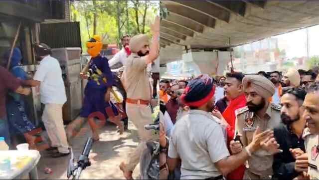 Punjab News: CP दफ्तर के बाहर भारी हंगामा, आमने-सामने शिवसेना नेता-निहंग, देखें वीडियो