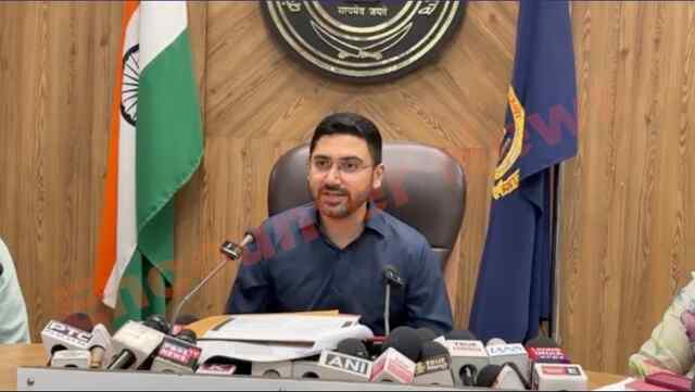 Jalandhar News: कल से SIR अभियान शुरू, DC का आया बयान, देखें वीडियो
