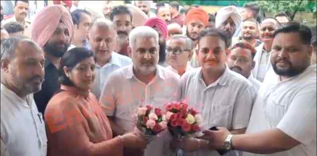 Punjab News: ED की Raid के बाद BJP पर भड़के कैबिनेट मंत्री, कहा- ना डरे हैं और ना ही डरेंगे, देखें वीडियो