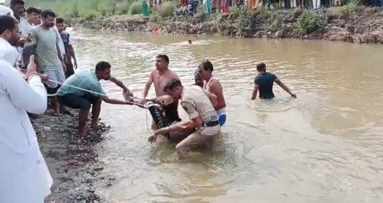 कीचड़ साफ करने स्वां में उतरा फैजी डूबा: मौत