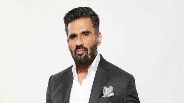 PM Modi की Die Hard Fan है Suniel Shetty की नातिन, तस्वीर पर चढ़ाती है Special लड्डू