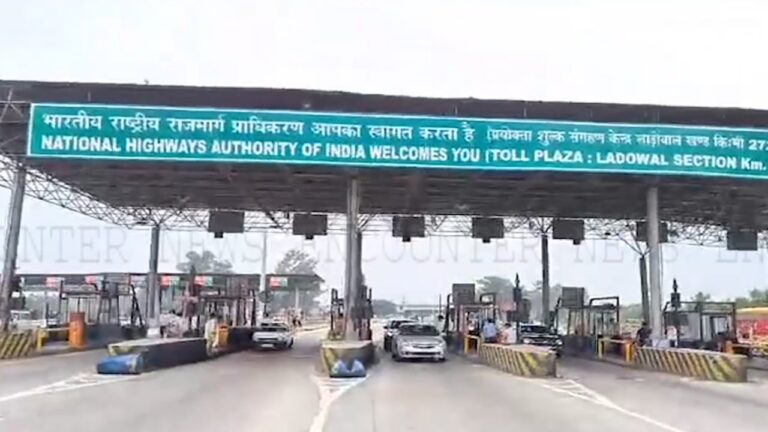 Punjab News: कुछ घंटों बाद फिर चालू हुआ Ladowal Toll Plaza, देखें वीडियो