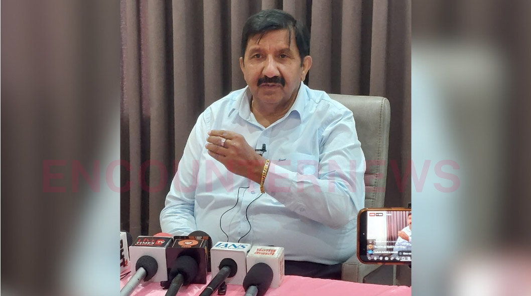 एचआरटीसी कर्मचारियों और पेंशनरों के हितों के प्रति सरकार प्रतिबद्ध : मुकेश अग्निहोत्री