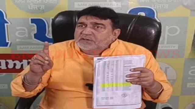 Punjab News: बिक्रम मजीठिया और निखिल सभ्रवाल पर जमकर बरसे MLA पराशर पप्पी, दी खुली चुनौती, देखें वीडियो