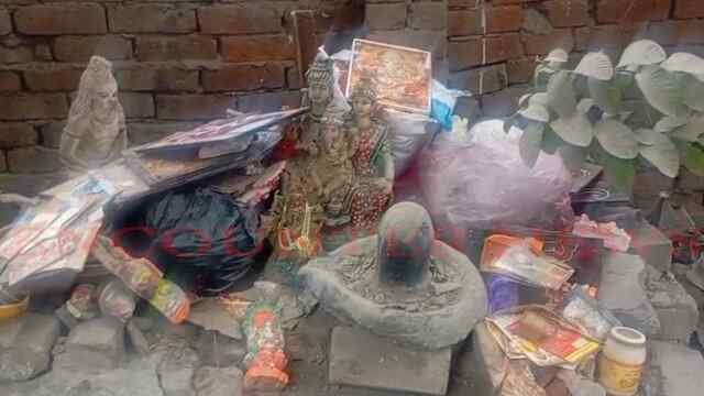 Punjab News: इस इलाके में धार्मिक बेअदबी, निहंग सिंहों ने जताया विरोध, देखें वीडियो