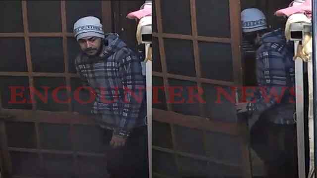 Punjab News: दिनदहाड़े घर में घुसा चोर, 2 मिनट में 4 लाख की नकदी लेकर फरार, देखें CCTV