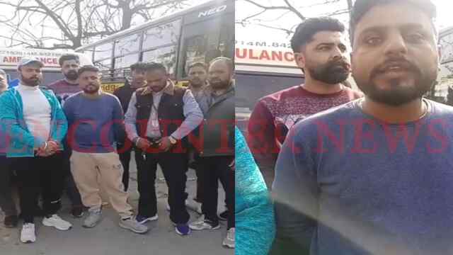 Jalandhar News: Flyover पर एम्बुलेंस और कार में टक्कर को लेकर हुआ हंगामा, किडनैपिंग के लगे आरोप, देखें वीडियो