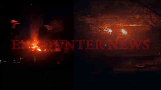 घर में लगी भीषण आग, Cylinder Blast होने से उड़ी छत, मची अफरा-तफरी, देखें वीडियो