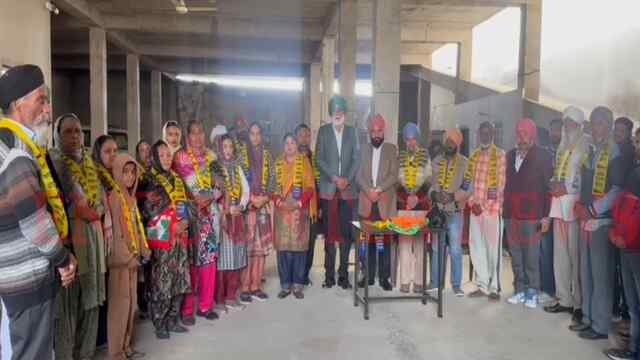 Punjab News: राणा गुट को झटका, सरपंच पूरी पंचायत सहित आम आदमी पार्टी में शामिल, देखें वीडियो