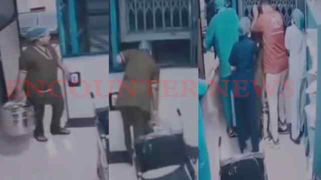 भयानक हादसाः अस्पताल की Equipment Trolley में फंसा महिला का सिर, देखें CCTV
