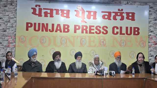 Jalandhar News: घर से 96 हजार की नगदी और गहने चोरी के मामले में NRI ने केयरटेकर पर लगाए गंभीर आरोप, देखें वीडियो