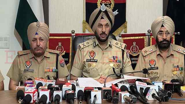 Punjab News: 5.557 किलो हेरोइन 2 आधुनिक पिस्टल सहित 4 तस्कर गिरफ्तार, देखें वीडियो