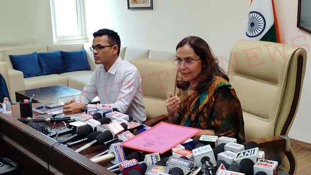 Haryana News: IDFC फर्स्ट बैंक से जुड़े बड़े घोटाले की जांच तेज, एसीबी ने प्रेस वार्ता कर किए कई खुलासे, देखें वीडियो