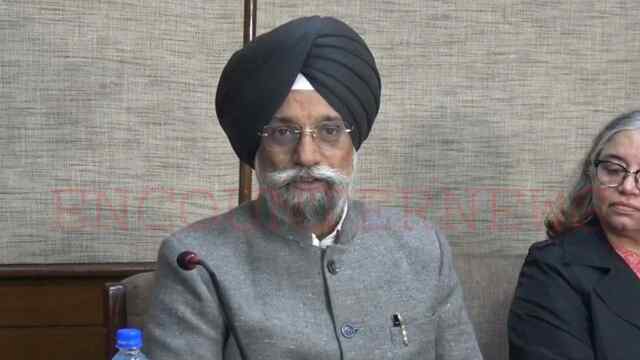 Punjab News: पंजाबियत को जिंदा रखने के लिए GNDU ने शुरू की नई मुहिम, देखें वीडियो