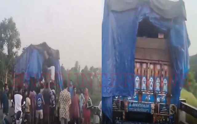10 सालों से शराब बैन, ट्रक छोड़कर भागे तस्कर, लोगों में मची ने लूट की होड़, देखें वीडियो
