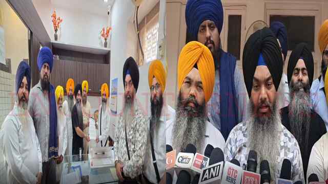 Punjab News: पावन स्वरूपों को कंटेनरों से विदेश भेजने के मामले में श्री अकाल तख्त साहिब को सौंपा मांग पत्र, देखें वीडियो