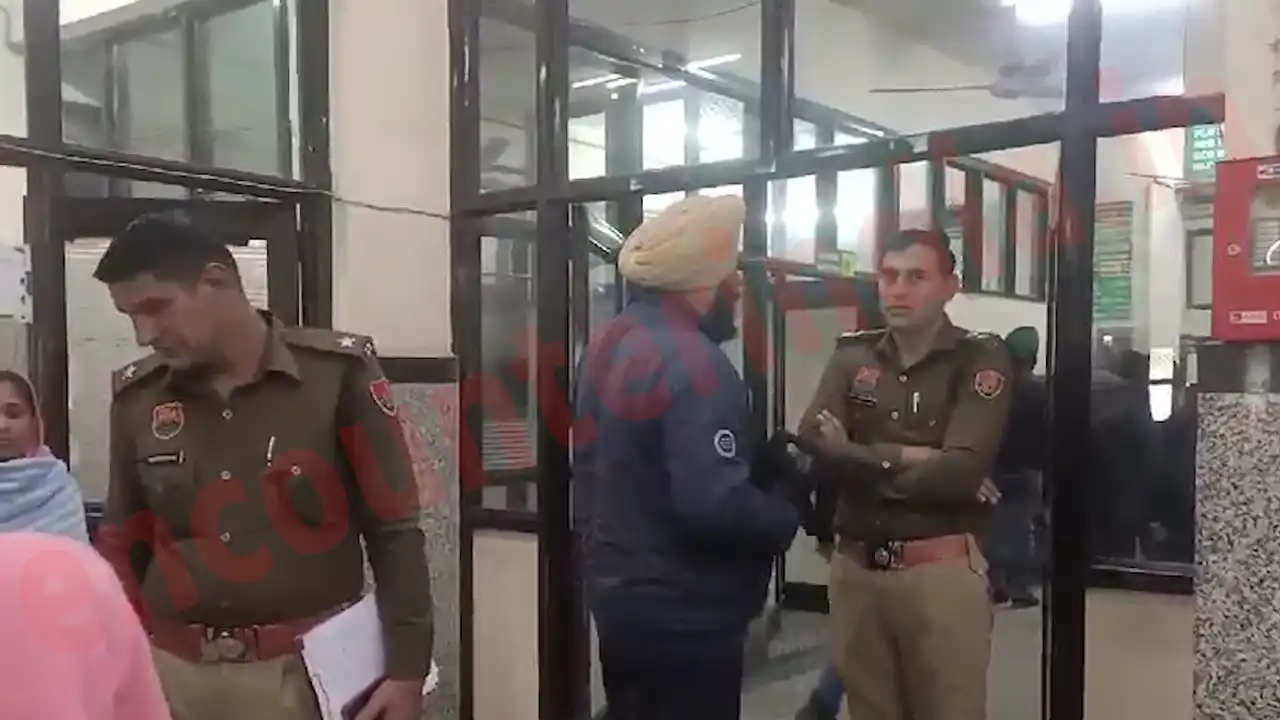 सरकारी अस्पताल में चोरों के हौंसले बुलंद, मरीज के पैसे लेकर हुए फरार, देखें वीडियो