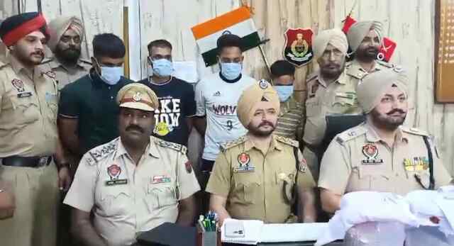 ज्वैलर्स की दुकान में हुई डकैती मामले में पुलिस को मिली बड़ी कामयाबी, देखें वीडियो