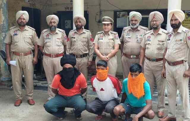 Punjab: चोरी करने वाले 3 युवक गिरफ्तार, देखें वीडियो