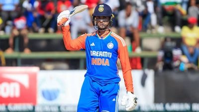 Cricket: इस भारतीय खिलाड़ी ने रचा इतिहास, ऐसा करने वाले बने पहले खिलाड़ी