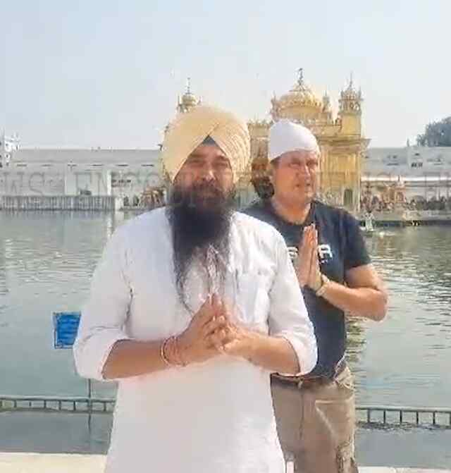 Punjab: सांसद मलविंदर सिंह कंग पहुंचे श्री हरिमंदिर साहिब, देेखें वीडियो