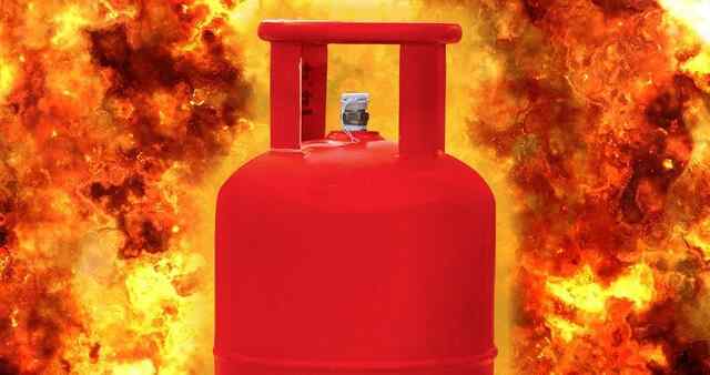 Cylinder Blast से झोपड़ी में लगी आग, दो लोग गंभीर रूप से घायल