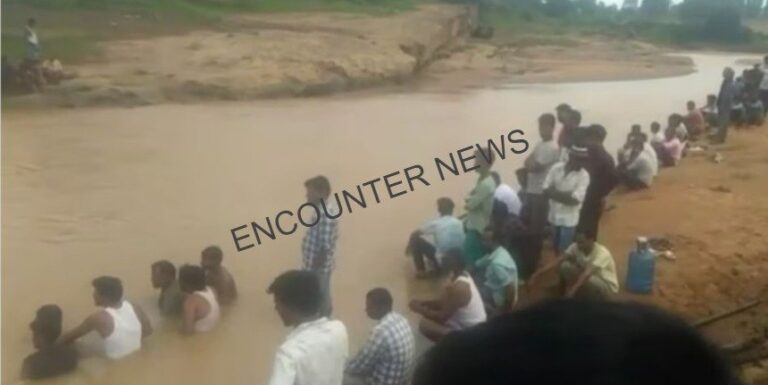 नहाने गए दो युवक नदी में डूबे, एक का शव बरामद