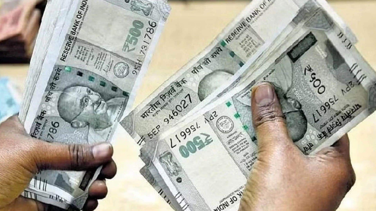सिर्फ 2 मिनट के काम की सैलरी मिल रही 1 करोड़ रुपए! Post Viral