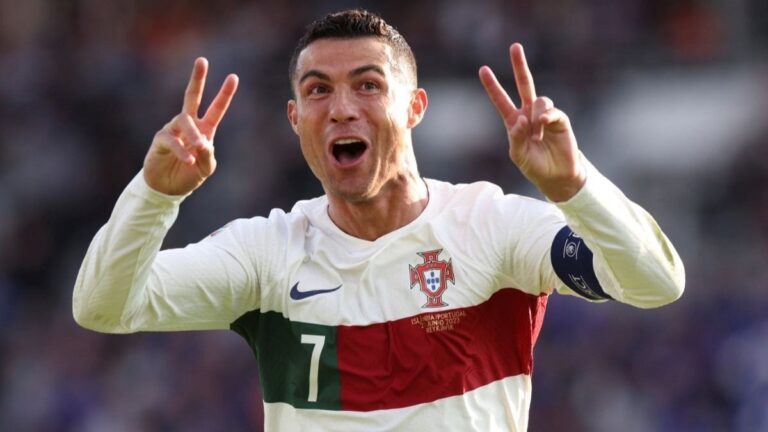 Cristiano Ronaldo की Youtube पर रिकॉर्डतोड़ एंट्री, कुछ ही मिनटों में हुए 10 लाख सब्सक्राइबर