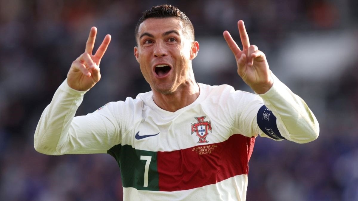 Cristiano Ronaldo की Youtube पर रिकॉर्डतोड़ एंट्री, कुछ ही मिनटों में हुए 10 लाख सब्सक्राइबर