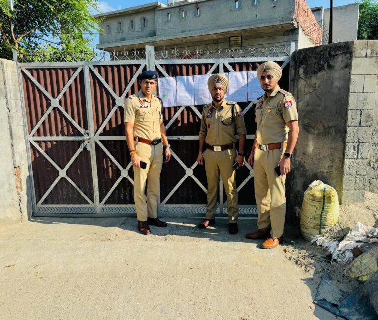 Punjab : 6 ड्रग तस्करों की 3.93 करोड़ की प्रॉपर्टी जब्त