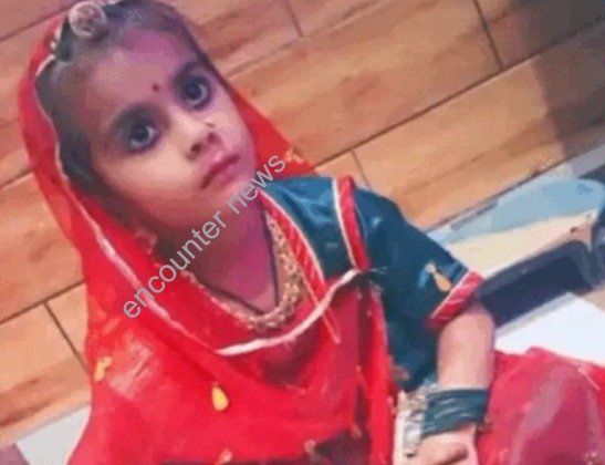 स्कूल वैन ने मासूम को कुचला, मौत