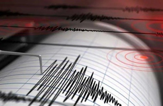 भूकंप के झटकों से हिल्ली धरती, Richter Scale पर तीव्रता 5.7