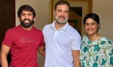 Rahul Gandhi से मिलने पहुंचे विनेश फोगाट और बजरंग पूनिया