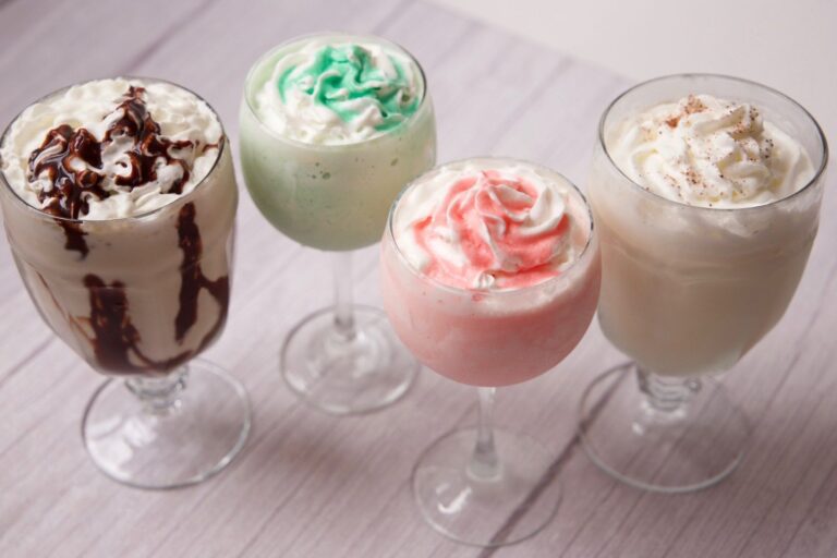 Ice Cream में शराब मिलाकर बेचने वाले 2 लोग गिरफ्तार