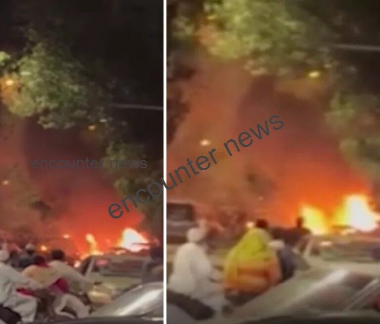 Airport के बाहर बड़ा धमाका, 3 की मौत, कई घायल