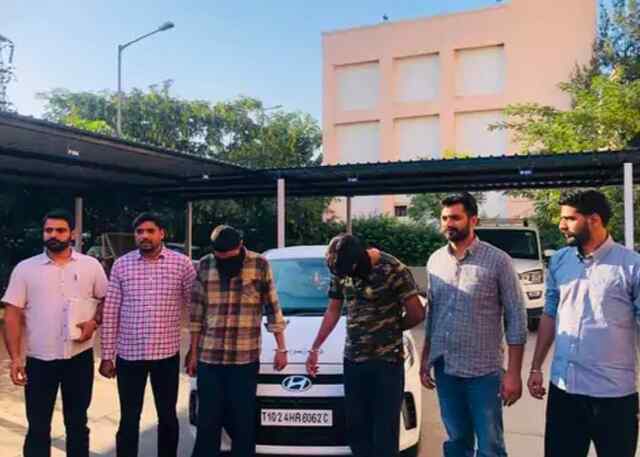 Punjab News: Gunpoint पर फिल्मी स्टाइल में गाड़ी छीनने वाले 2 आरोपी गिरफ्तार