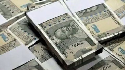 नकली नोट को चलाने वाले गिरोह का पर्दाफाश, 2.98 लाख के नोट बरामद