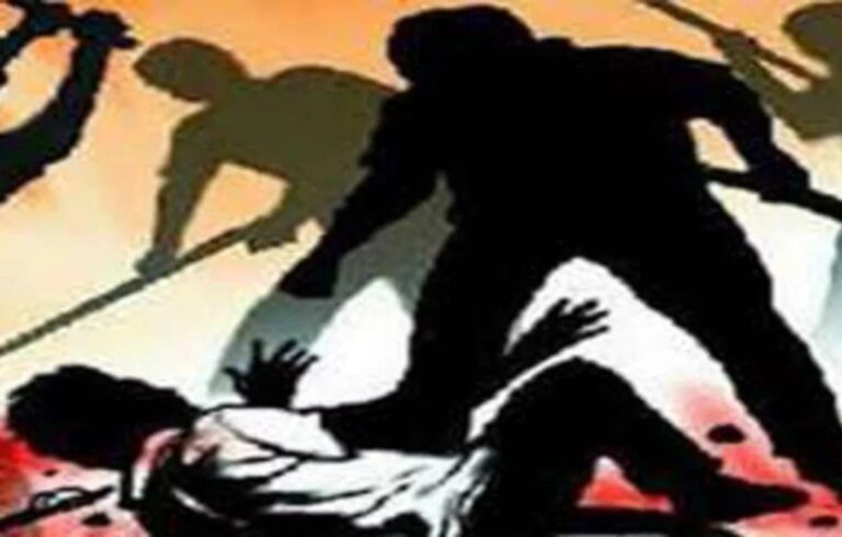 Jalandhar News: Civil Hospital में घुसकर बदमाशों ने व्यक्ति पर किया हमला