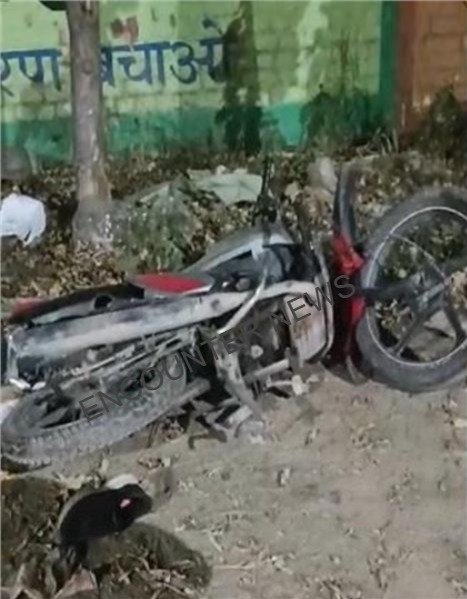 तेज रफ्तार Fortuner Car ने स्कूटी सवारों को लिया चपेट में