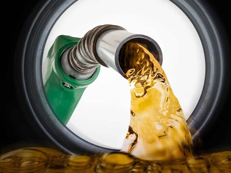 Petrol के दामों में फिर आया उछाल, जाने Price
