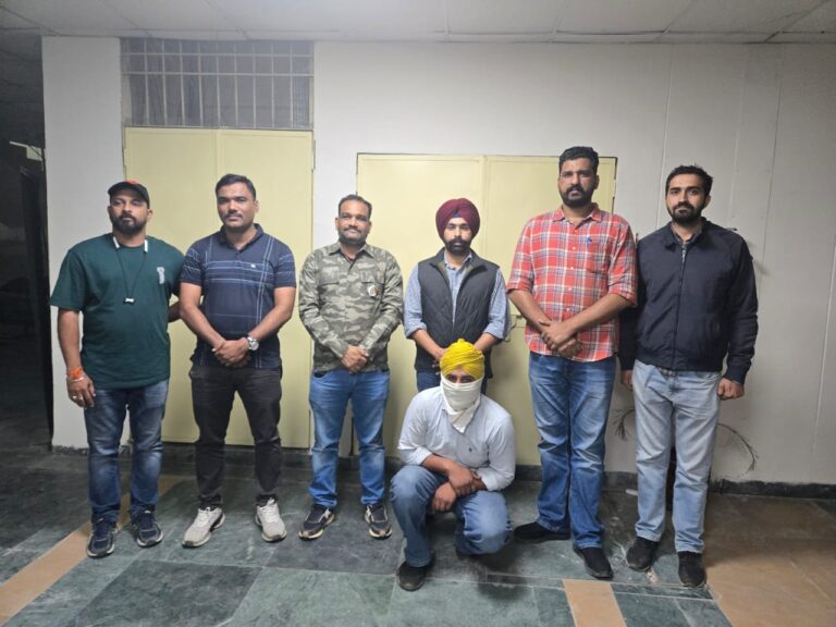 Baba Siddiqui murder case का वांटेड आरोपी Punjab से गिरफ्तार, देखें वीडियो