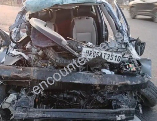 दर्दनाक हादसे में 3 दोस्तों की मौके पर हुई मौत